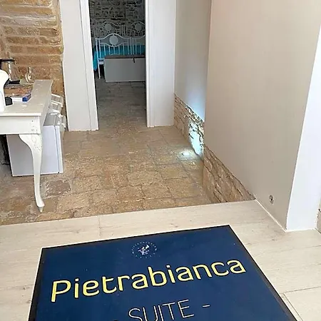 Отель для свиданий Pietrabianca Модуньо